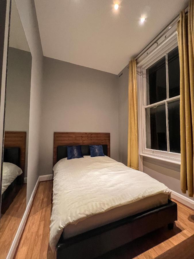 Central, Cozy Victorian Flat Next To Harrods Leilighet London Eksteriør bilde